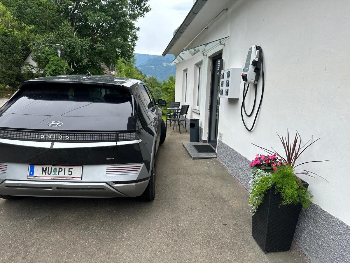 Lind bei ScheiflingPanoramablick Scheiflingアパートメント エクステリア 写真