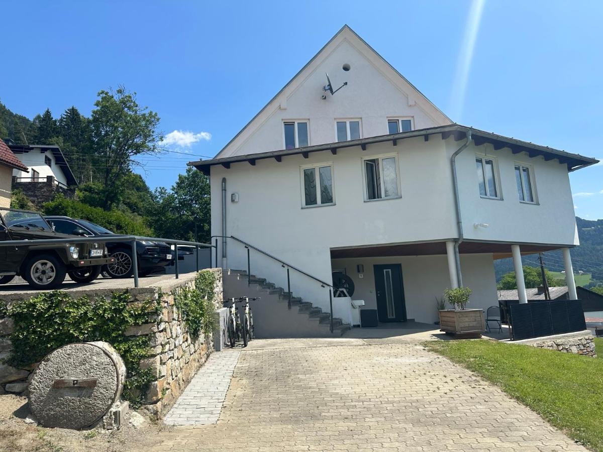 Lind bei ScheiflingPanoramablick Scheiflingアパートメント エクステリア 写真