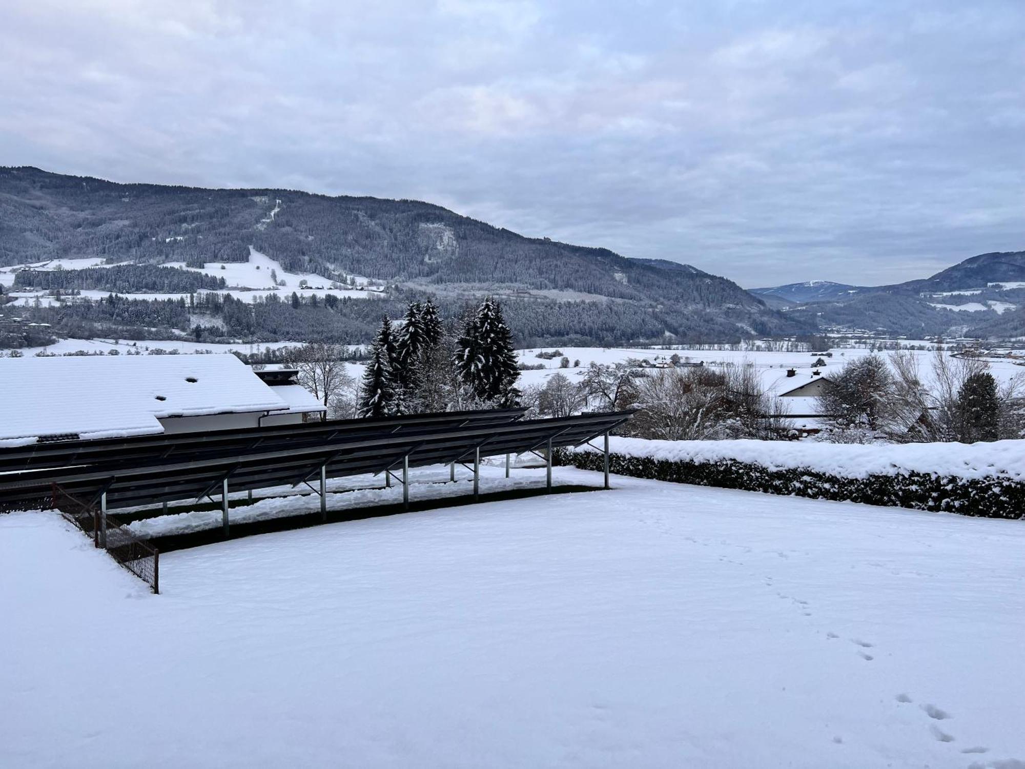 Lind bei ScheiflingPanoramablick Scheiflingアパートメント エクステリア 写真